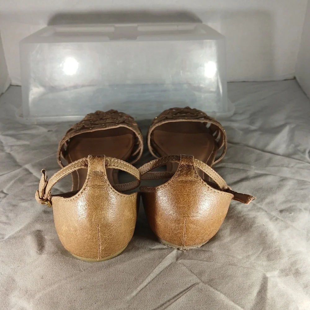 Candies‎ Huarache Flat Sandals 8 Tan Studded Caged Ankle Strap Boho Casual